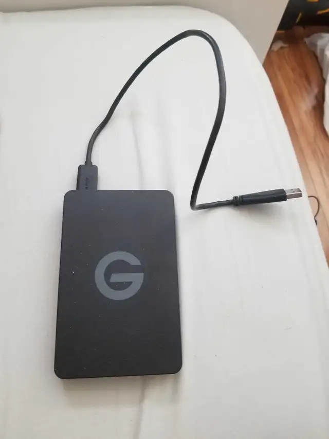 G-Technology G-DRIVE ev RaW 500GB hard drive price negotiable