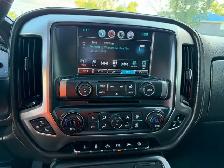 2017 Chevrolet Silverado 1500 LTZ Crew Cab Z71 ONLY 150,000KMS - Photo 19