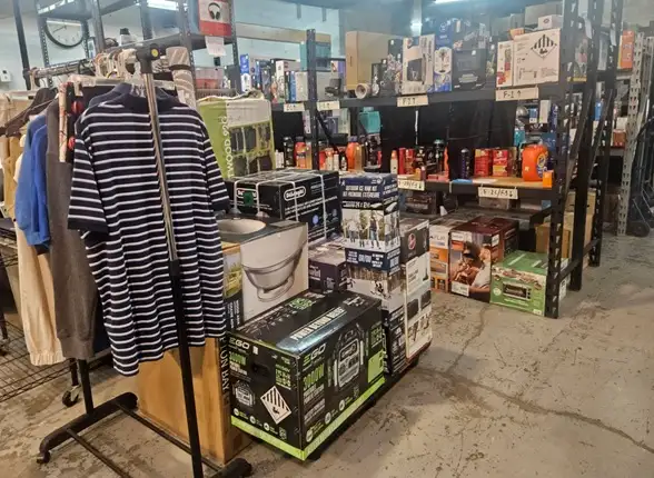 BRAND NEW LEGO-TOOLS-HOUSEHOLD ITEMS ONLINE AUCTIONS