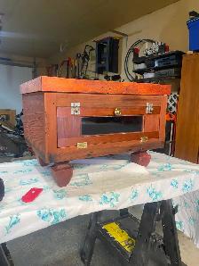 Antique Incubator - Photo 4