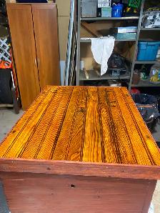 Antique Incubator - Photo 5
