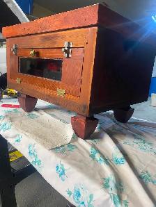 Antique Incubator - Photo 6