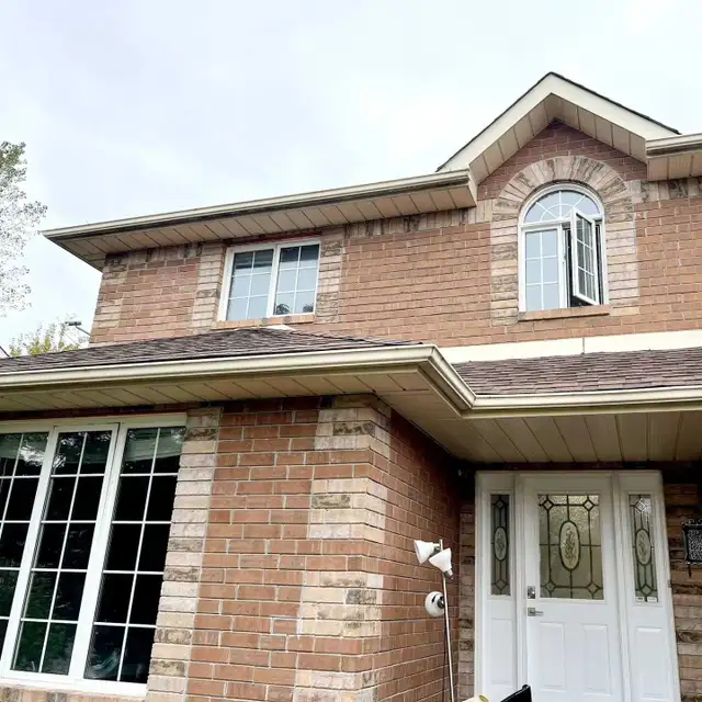 3 Bedrooms 2.5 Baths