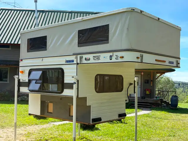 Four Wheel Pop-Top Truck Camper
