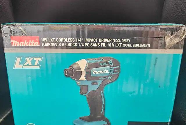 MAKITA  1/4 IMPACT DRIVER DTD152