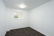 3Bed 1Bath House For Rent In Burrows Central - Photo 5