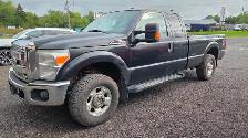 2011 F250 XLT  Ford Truck - Photo 3