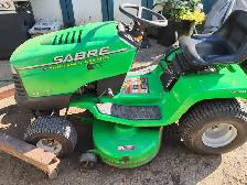John Deere Sabre 14.5/38 lawn tractor STRIPPED FOR PARTS!