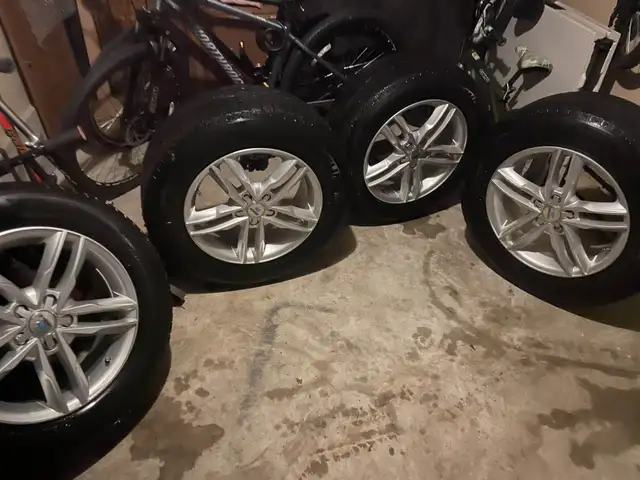Winter Tires on Aluminum Rims  235/65 R17
