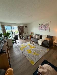 BEAUTIFUL 2 BEDROOM 1 BATH - HEAT & LAUNDRY INCLUDED - Photo 6