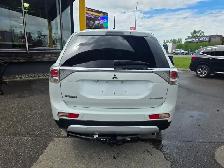 2015 Mitsubishi Outlander ES-ONLY 13,778 KM-Hitch- Heated Seats- - Photo 7
