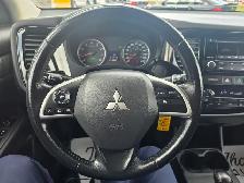 2015 Mitsubishi Outlander ES-ONLY 13,778 KM-Hitch- Heated Seats- - Photo 13