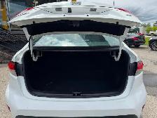 2021 Toyota Corolla LE-No Accidents, Low KM- Fuel Efficient - Photo 6