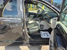 2019 Dodge Grand Caravan SXT Premium Plus - Photo 14