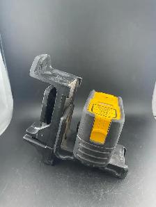 Dewalt DW083CG 3 Point Laser Level - Green - Photo 3