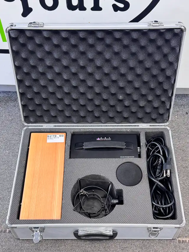 ART T4 Multi-Pattern Tube Microphone