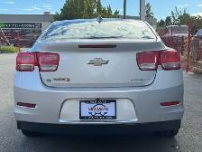2015 Chevrolet Malibu 4dr Sdn LT w/1LT - Photo 5