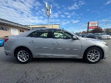 2015 Chevrolet Malibu 4dr Sdn LT w/1LT - Photo 7