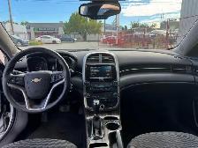 2015 Chevrolet Malibu 4dr Sdn LT w/1LT - Photo 12