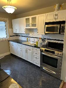 3 BEDROOM MAIN ACROSS WESTBROOK MALL - Photo 6