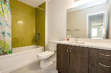 FURNISHED ROOM FOR RENT NEAR AMAZON/BARRHAVEN – $799 ALL INCLUSI - Photo 2
