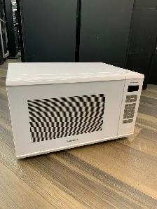 Panasonic 1100W Microwave
