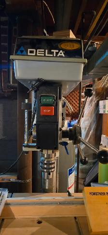 Delta 16 1/2 inch Floor Model Drill Press - Photo 3