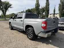 2018 Toyota Tundra SR5 - Photo 4