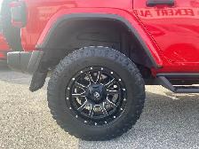2020 Jeep Wrangler Unlimited Sahara with 2 LEVELLING KIT/NAVIGAT - Photo 6