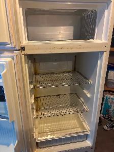 Refrigerator - Photo 3