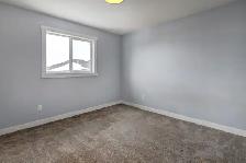 3.5BR   2.5Bath Open Concept Main Floor Home - Photo 22
