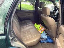 Good used 4 Runner. Daily commuter ! - Photo 9