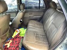 Good used 4 Runner. Daily commuter ! - Photo 10