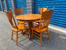 Pedestal Table Set - Photo 2