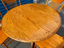 Pedestal Table Set - Photo 4