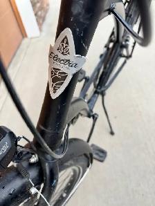 Townie by Electra Female Bicycle - Photo 4