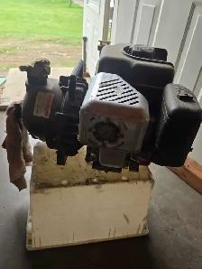 Briggs and Stratton water pump - Photo 2