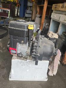 Briggs and Stratton water pump - Photo 3