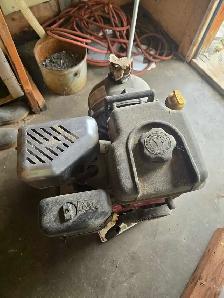 Briggs and Stratton water pump - Photo 4