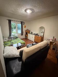 master bedroom for rent