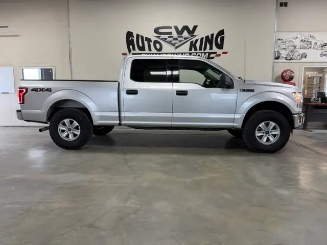 2017 Ford F 150 XLT / Crew / 4x4 / 6.5ft. Box / 5.0