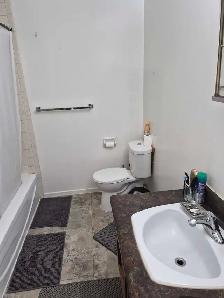 Furnished Room in Blackburn Hamlet - $700 All-Inc (Oct 1)