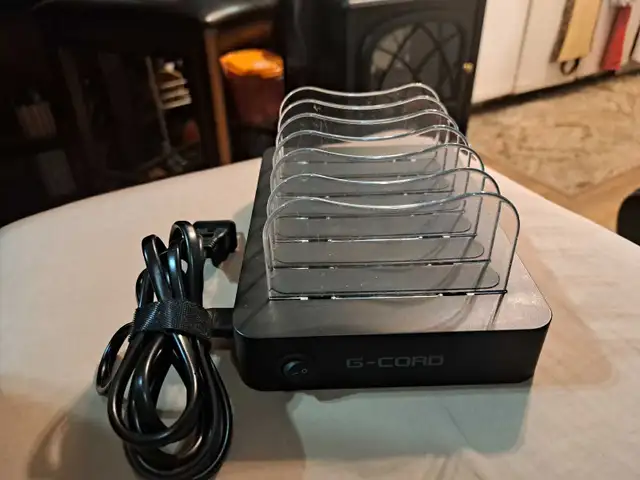 G-Cord Multi-Device Charging Station