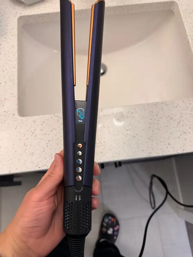 Dyson air straight