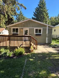 2 BEDROOM   DEN / 2 BATHROOM HOME FOR RENT – SPRING LAKE AREA