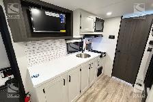2026 VENTURE RV SPORTTREK STINGER LITE 171VMK - Photo 11
