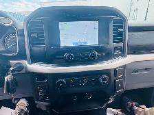 2021 Ford F-150 XLT 4WD (CLEAN TRUCK) - Photo 14