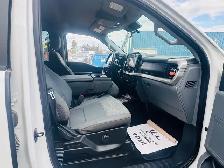2021 Ford F-150 XLT 4WD (CLEAN TRUCK) - Photo 17