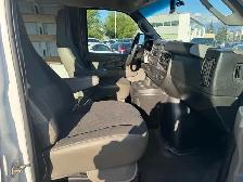 2018 GMC Savana 2500 135, 6.0L V8, Cruise Control, Power Windows - Photo 11