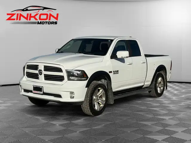 2016 RAM 1500 | 5.7L V8 | BIG SCREEN |